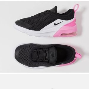 NWOT Nike Air Max Motion 2 Toddler Shoes